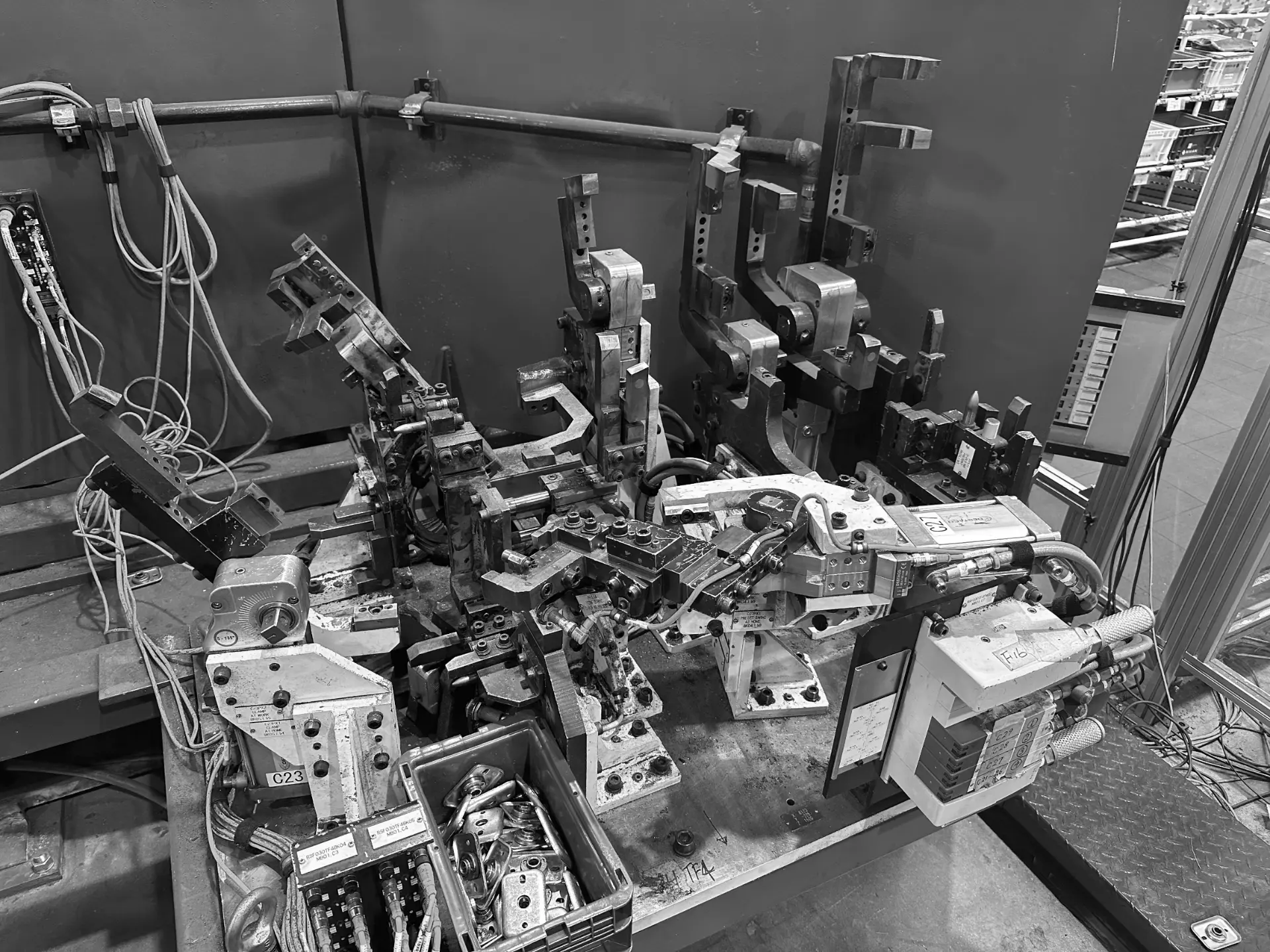 Rivian R1 | Body-In-White (BIW) Manufacturing Tooling